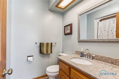 Tiny photo for 125 W Woodmere Drive, Tiffin, OH 44883 (MLS # 10000936)