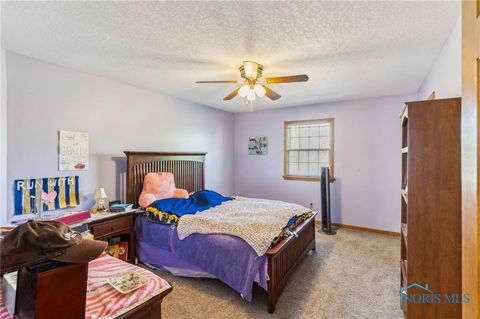 Tiny photo for 125 W Woodmere Drive, Tiffin, OH 44883 (MLS # 10000936)