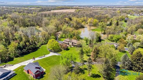 Tiny photo for 125 W Woodmere Drive, Tiffin, OH 44883 (MLS # 10000936)