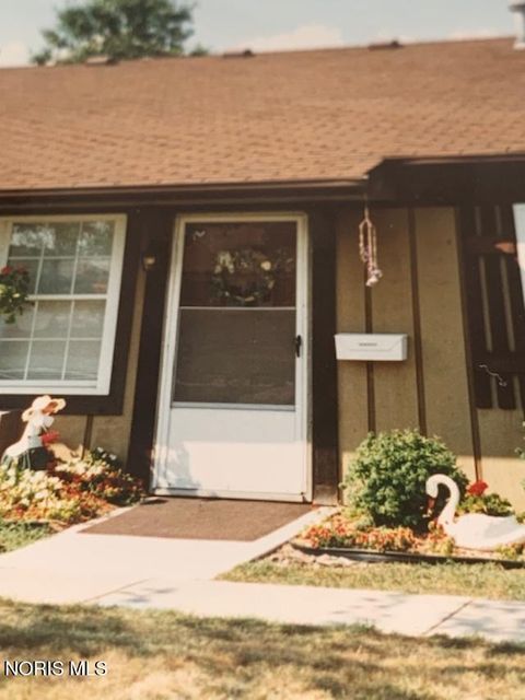 Photo of 1140 S Mccord Road #E-11, Holland, OH 43528 (MLS # 10005702)