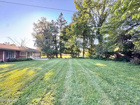 Tiny photo for 2208 Valley Brook Drive, Toledo, OH 43615 (MLS # 10013885)
