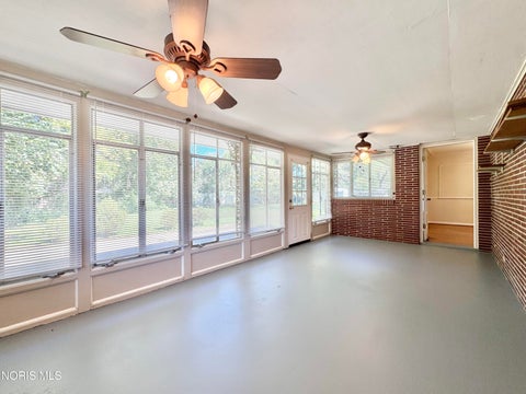 Tiny photo for 2208 Valley Brook Drive, Toledo, OH 43615 (MLS # 10013885)