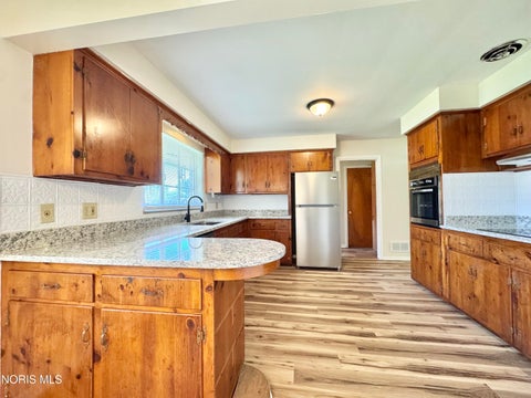 Tiny photo for 2208 Valley Brook Drive, Toledo, OH 43615 (MLS # 10013885)
