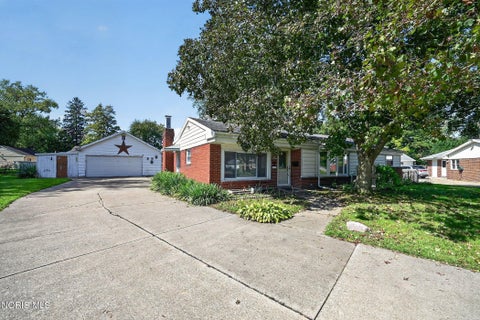 Photo of 3633 Robin Road, Toledo, OH 43623 (MLS # 10013955)