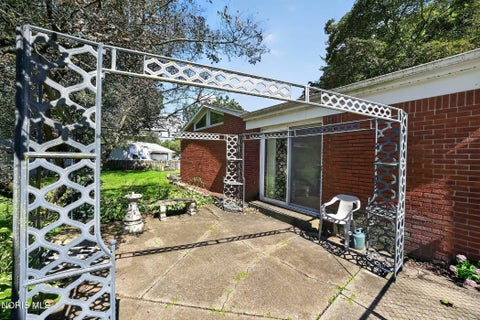 Tiny photo for 3633 Robin Road, Toledo, OH 43623 (MLS # 10013955)