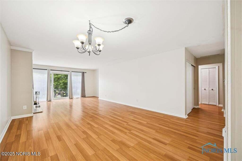 4243 W Bancroft Street # 204w