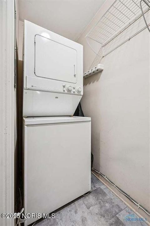 Tiny photo for 4243 W Bancroft Street # 204w, Ottawa Hills, OH 43615 (MLS # 10002020)