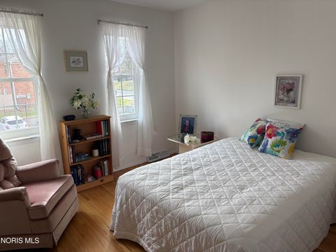 Tiny photo for 6548 Cornwall Court, Sylvania, OH 43560 (MLS # 10005872)