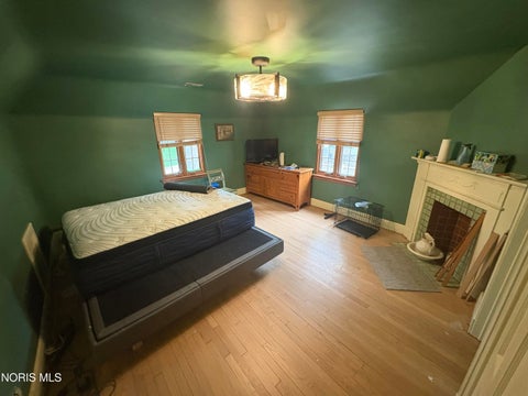 Tiny photo for 617 Valley Drive, Maumee, OH 43537 (MLS # 10014769)