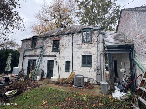 Tiny photo for 617 Valley Drive, Maumee, OH 43537 (MLS # 10014769)
