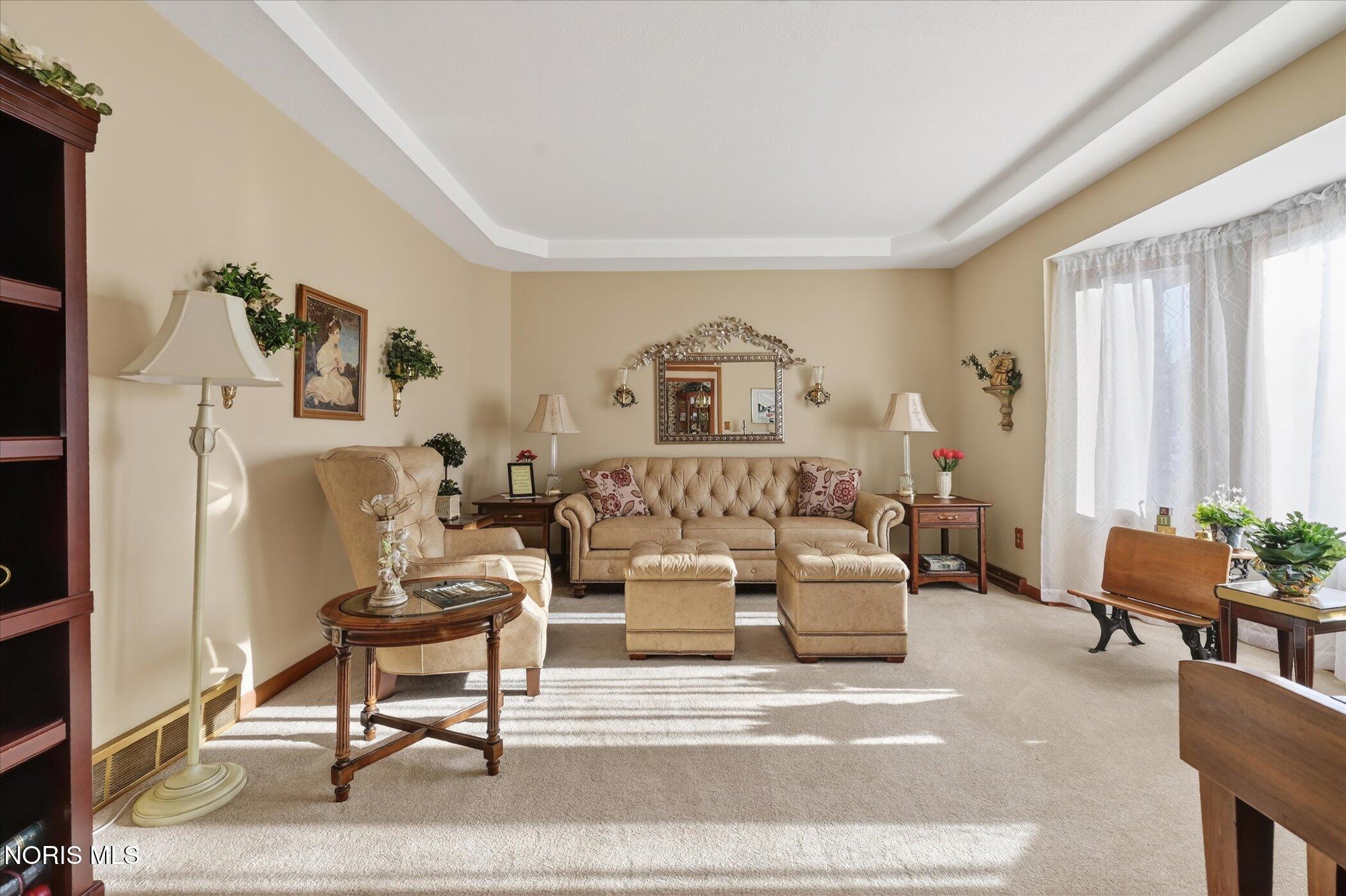 5902 Apple Meadow Drive