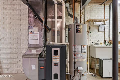 Tiny photo for 5902 Apple Meadow Drive, Sylvania, OH 43560 (MLS # 10004585)