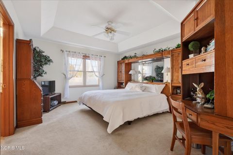 Tiny photo for 5902 Apple Meadow Drive, Sylvania, OH 43560 (MLS # 10004585)