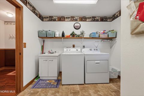 Tiny photo for 5902 Apple Meadow Drive, Sylvania, OH 43560 (MLS # 10004585)