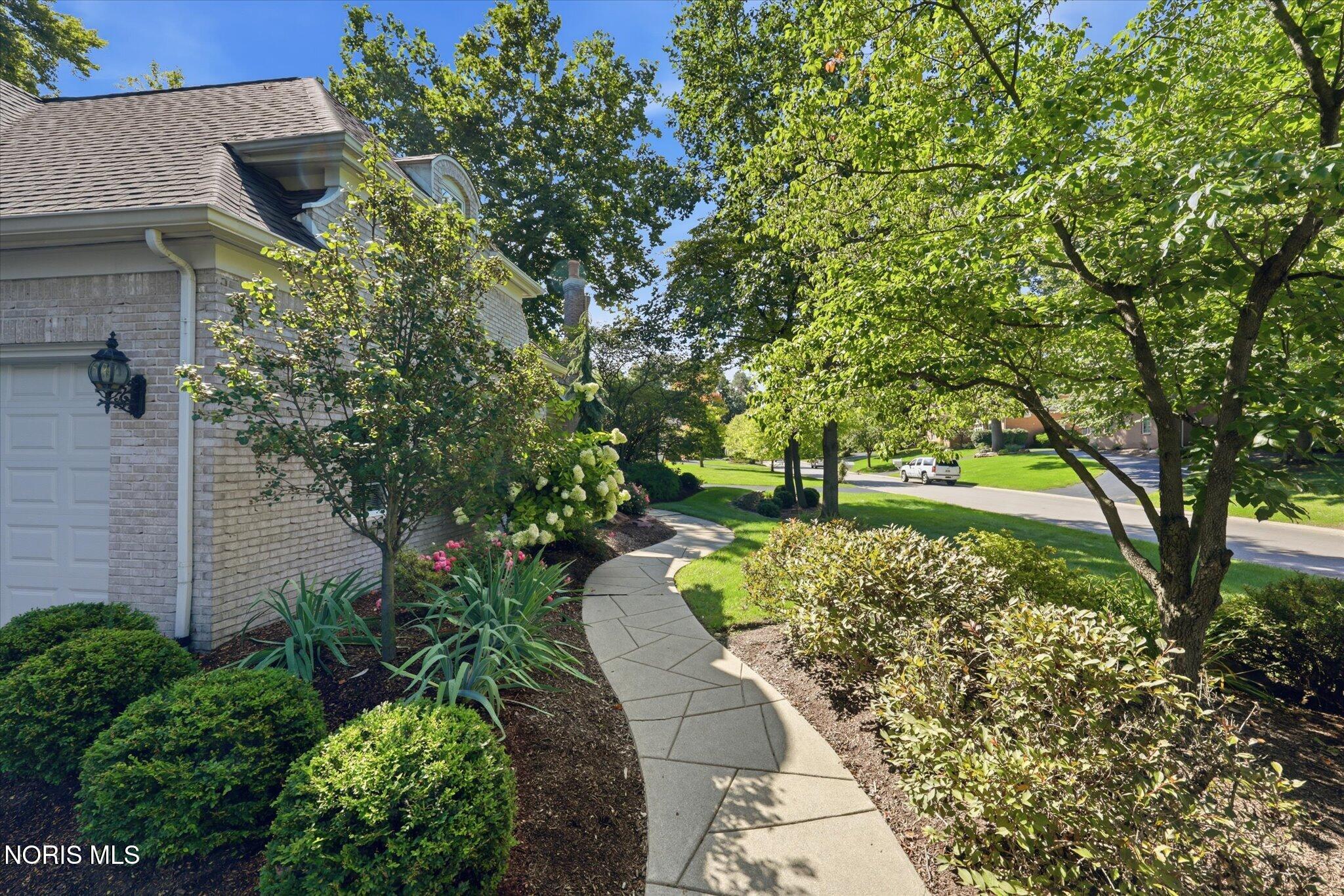 4536 Dovewood Lane
