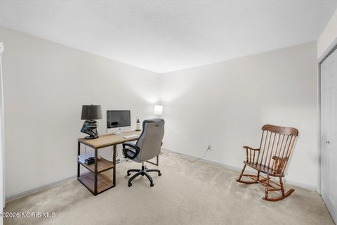 Tiny photo for 28 Boston Bay Road, Perrysburg, OH 43551 (MLS # 10002916)