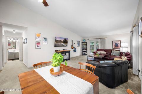 Tiny photo for 28 Boston Bay Road, Perrysburg, OH 43551 (MLS # 10002916)