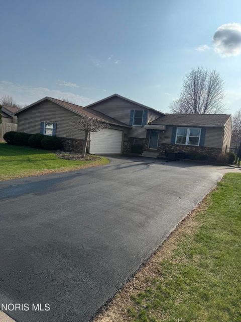 Tiny photo for 2214 Denton Lane, Maumee, OH 43537 (MLS # 10005727)
