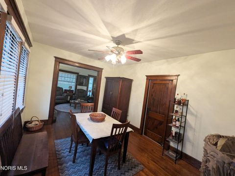 Tiny photo for 429 N Union Street, Fostoria, OH 44830 (MLS # 10006592)