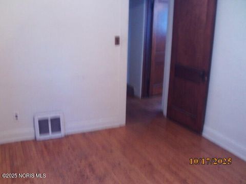 Tiny photo for 2835 121st Street, Toledo, OH 43611 (MLS # 10000579)