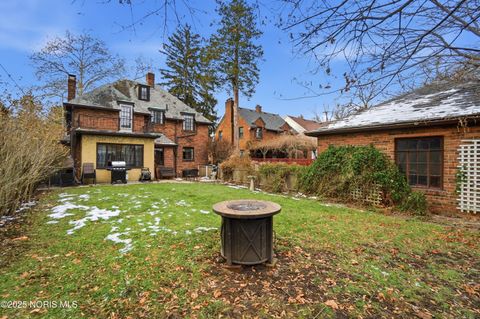 Tiny photo for 2356 Secor Road, Toledo, OH 43606 (MLS # 10002319)