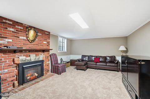 Tiny photo for 2356 Secor Road, Toledo, OH 43606 (MLS # 10002319)