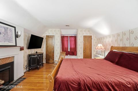 Tiny photo for 2356 Secor Road, Toledo, OH 43606 (MLS # 10002319)