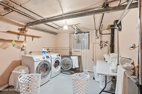 Tiny photo for 2356 Secor Road, Toledo, OH 43606 (MLS # 10002319)