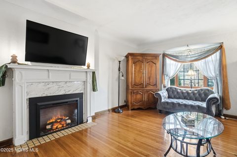 Tiny photo for 2356 Secor Road, Toledo, OH 43606 (MLS # 10002319)