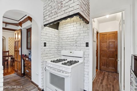 Tiny photo for 2356 Secor Road, Toledo, OH 43606 (MLS # 10002319)