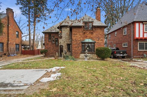 Tiny photo for 2356 Secor Road, Toledo, OH 43606 (MLS # 10002319)