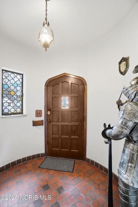 Tiny photo for 2356 Secor Road, Toledo, OH 43606 (MLS # 10002319)