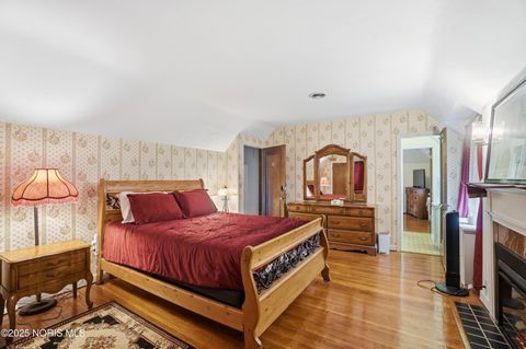 Tiny photo for 2356 Secor Road, Toledo, OH 43606 (MLS # 10002319)