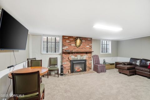 Tiny photo for 2356 Secor Road, Toledo, OH 43606 (MLS # 10002319)