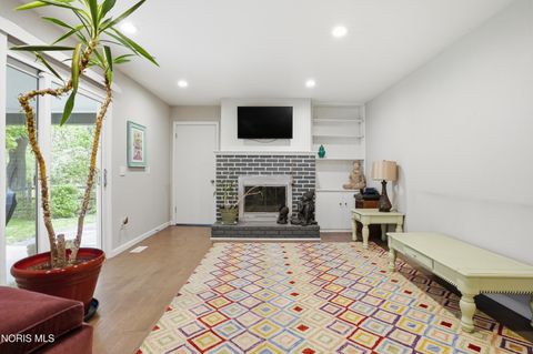 Tiny photo for 6926 Fredericksburg Drive, Sylvania, OH 43560 (MLS # 10008070)