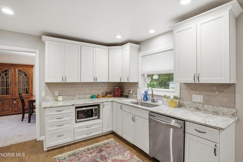 Tiny photo for 6926 Fredericksburg Drive, Sylvania, OH 43560 (MLS # 10008070)