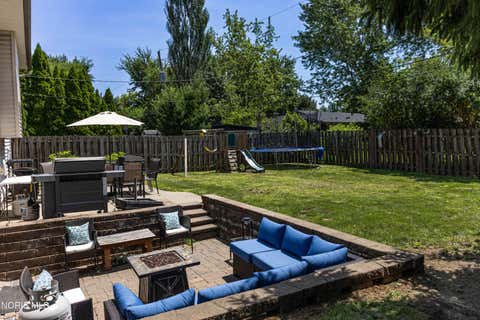 Tiny photo for 278 Queensland Boulevard, Perrysburg, OH 43551 (MLS # 10010440)