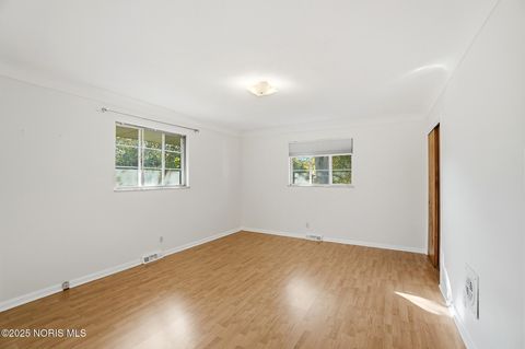 Tiny photo for 5017 Macklyn Drive, Toledo, OH 43615 (MLS # 10000430)