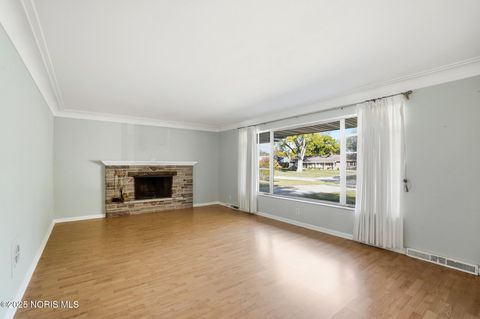 Tiny photo for 5017 Macklyn Drive, Toledo, OH 43615 (MLS # 10000430)