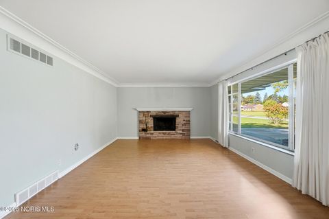 Tiny photo for 5017 Macklyn Drive, Toledo, OH 43615 (MLS # 10000430)