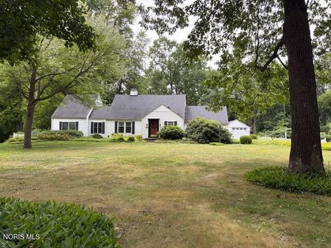 Photo of 4123 Forestlawn Road, Toledo, OH 43623 (MLS # 10011078)