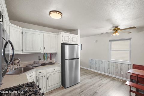 Tiny photo for 6107 Windamar Road, Toledo, OH 43611 (MLS # 10003646)