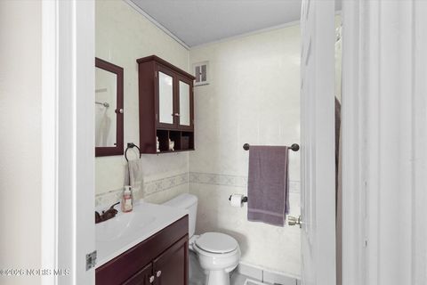 Tiny photo for 6107 Windamar Road, Toledo, OH 43611 (MLS # 10003646)