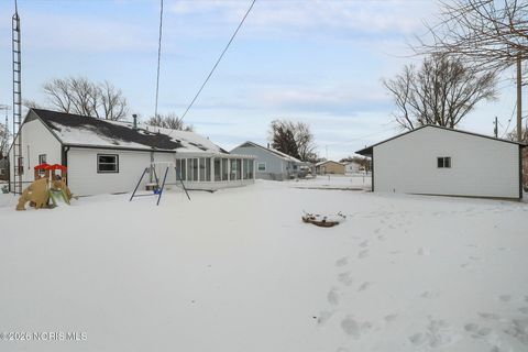 Tiny photo for 6107 Windamar Road, Toledo, OH 43611 (MLS # 10003646)