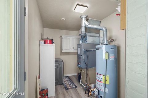 Tiny photo for 6107 Windamar Road, Toledo, OH 43611 (MLS # 10003646)