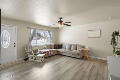 Tiny photo for 6107 Windamar Road, Toledo, OH 43611 (MLS # 10003646)