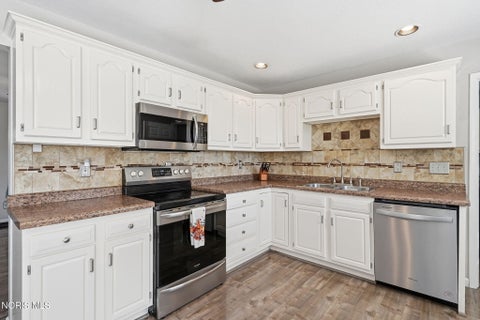 Tiny photo for 1311 E Bigelow Avenue, Findlay, OH 45840 (MLS # 10014438)