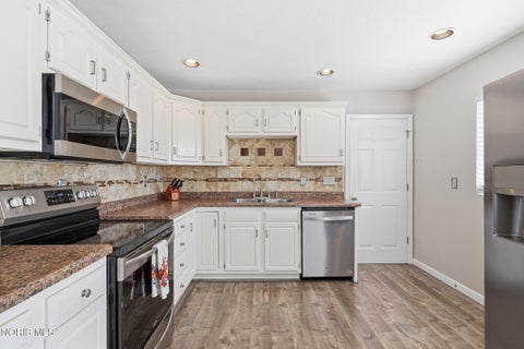 Tiny photo for 1311 E Bigelow Avenue, Findlay, OH 45840 (MLS # 10014438)