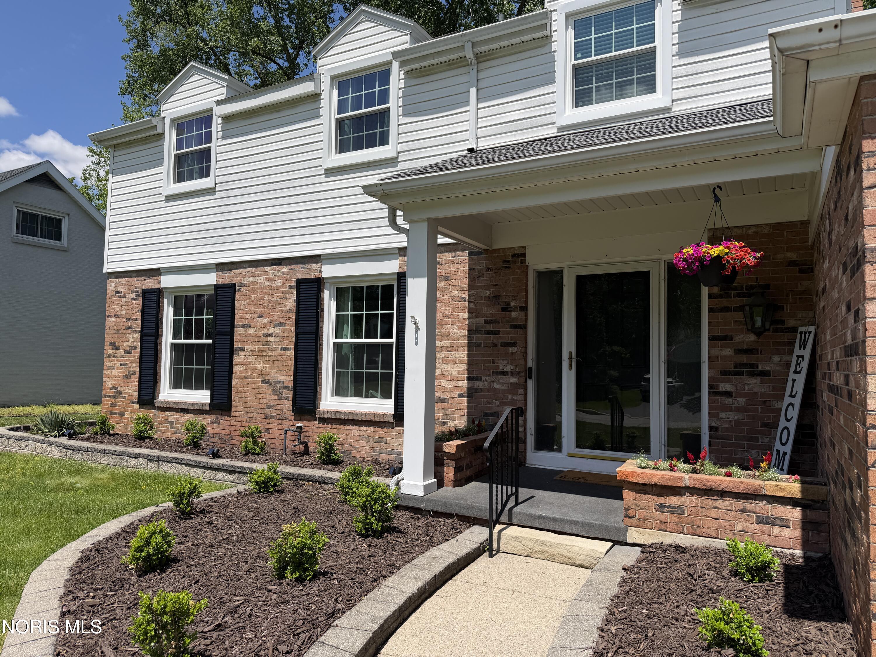 6032 Indian Trail