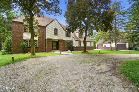 Tiny photo for 26430 Hull Prairie Road, Perrysburg, OH 43551 (MLS # 10012233)